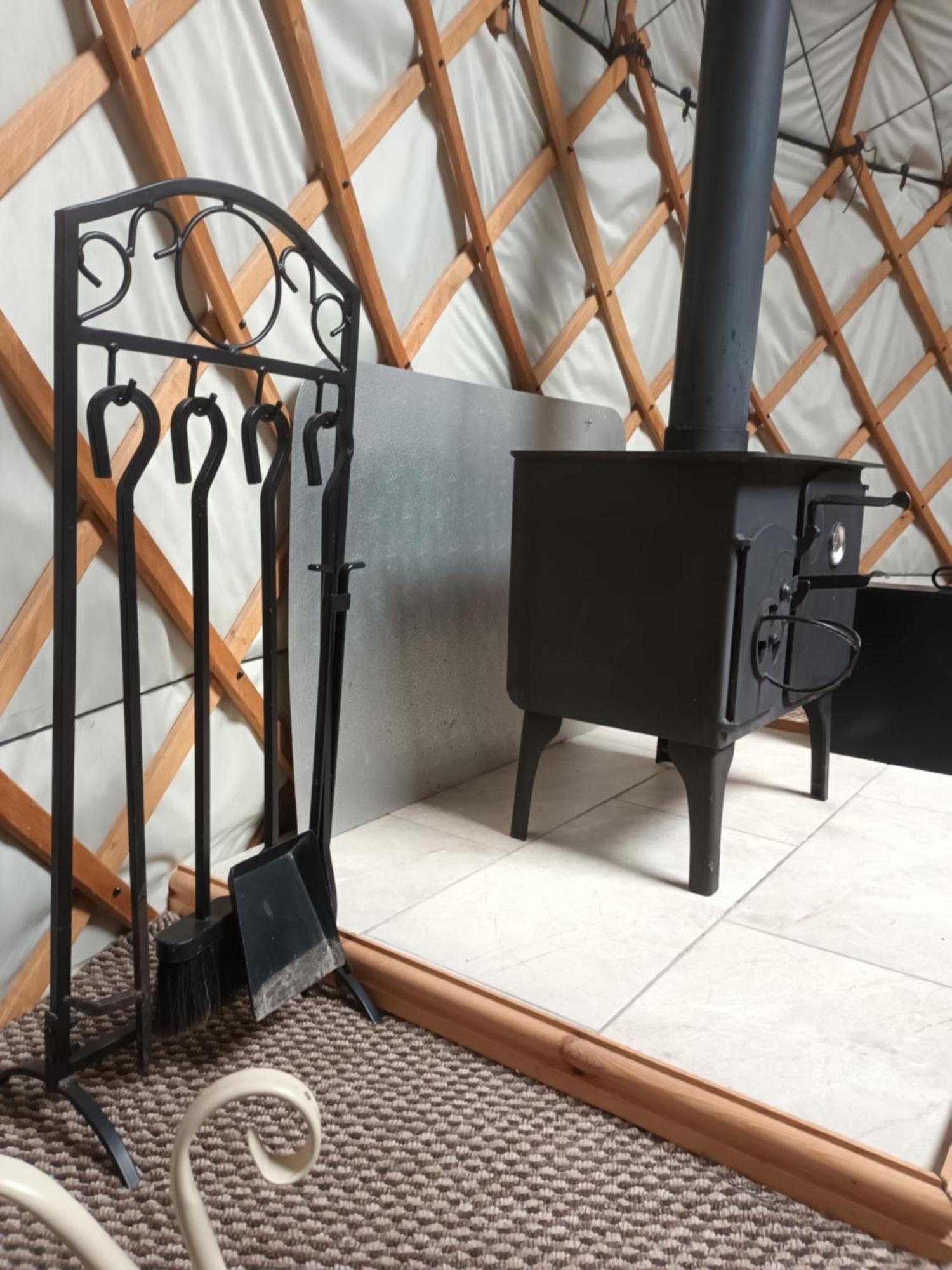 Dereham Gingerbread Cottage Yurts מראה חיצוני תמונה
